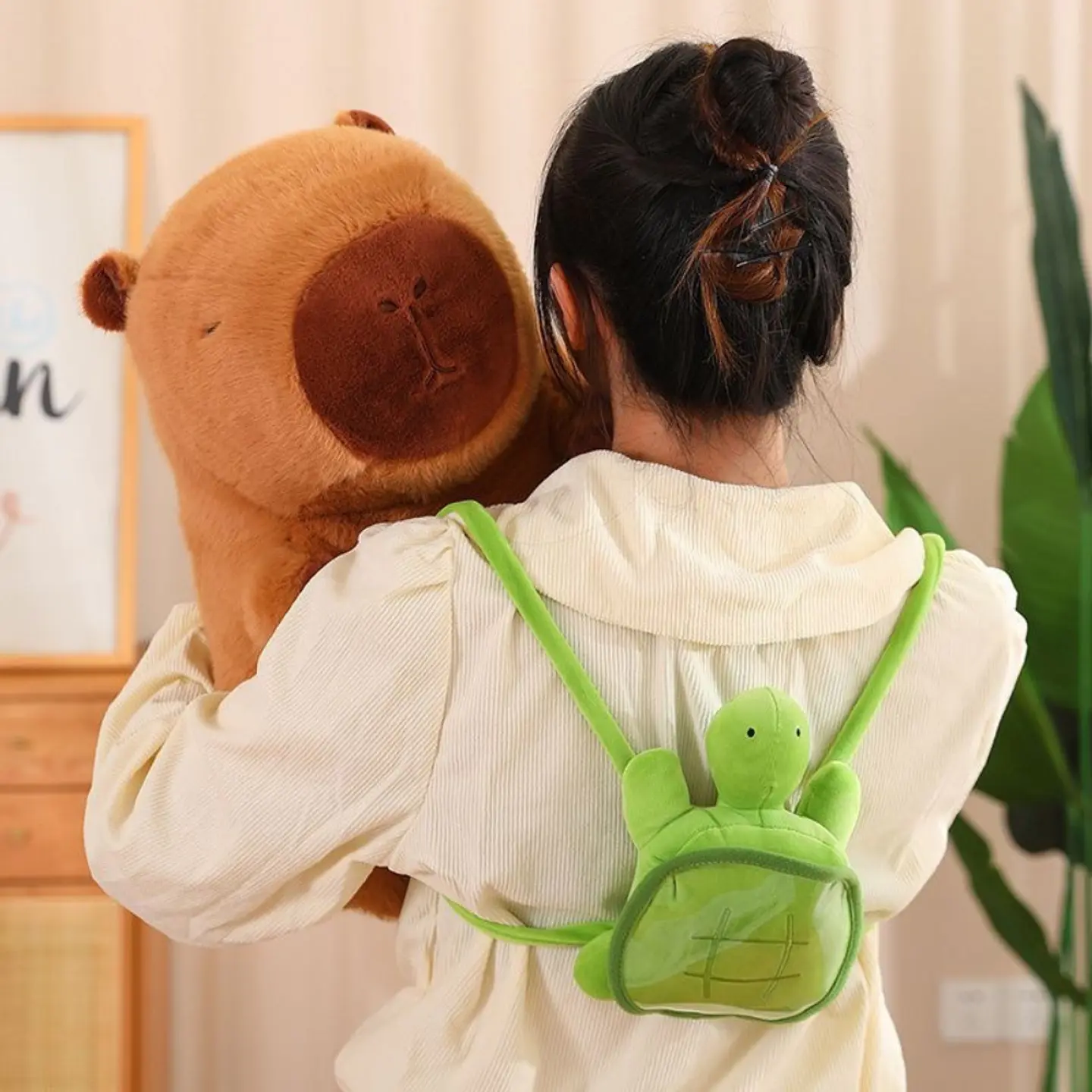Peluche De Capibara Kawaii Carpincho Mochila Tortuga 50Cm 3