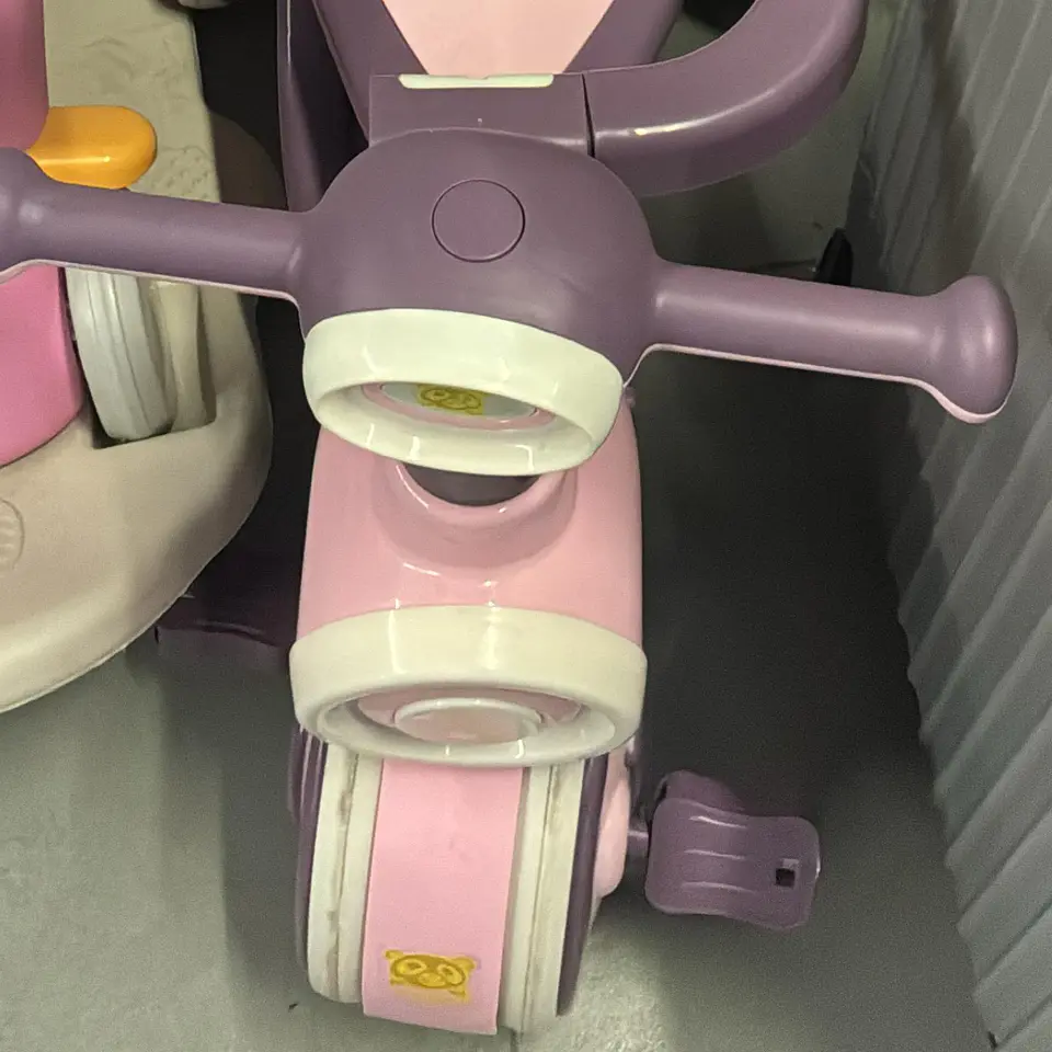 Triciclo Infantil Musical Con Toldo Ajustable Y Luces (Reacondicionado) 2