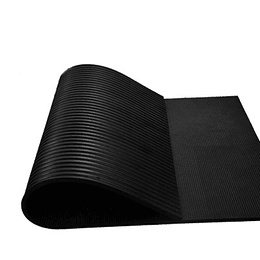 Piso plancha Botones Establo negro 17 mm espesor x 1220 ancho x 1830 mm largo.