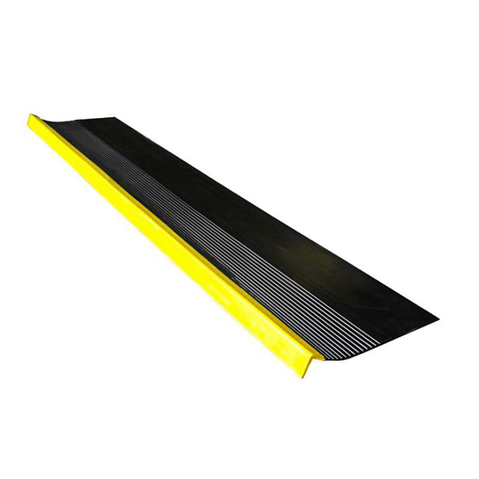 Grada mediano tráfico Bicolor Estriado negro/amarillo 4x300x1500mm importada.