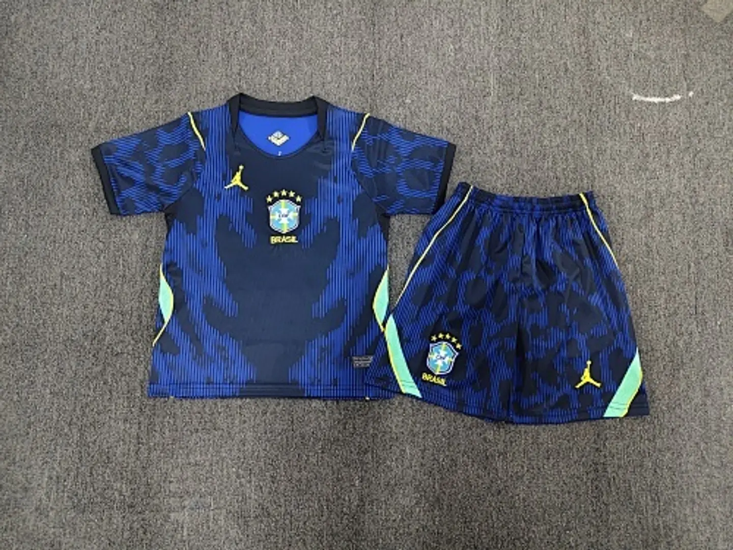 CAMISETAS NIÑOS 16