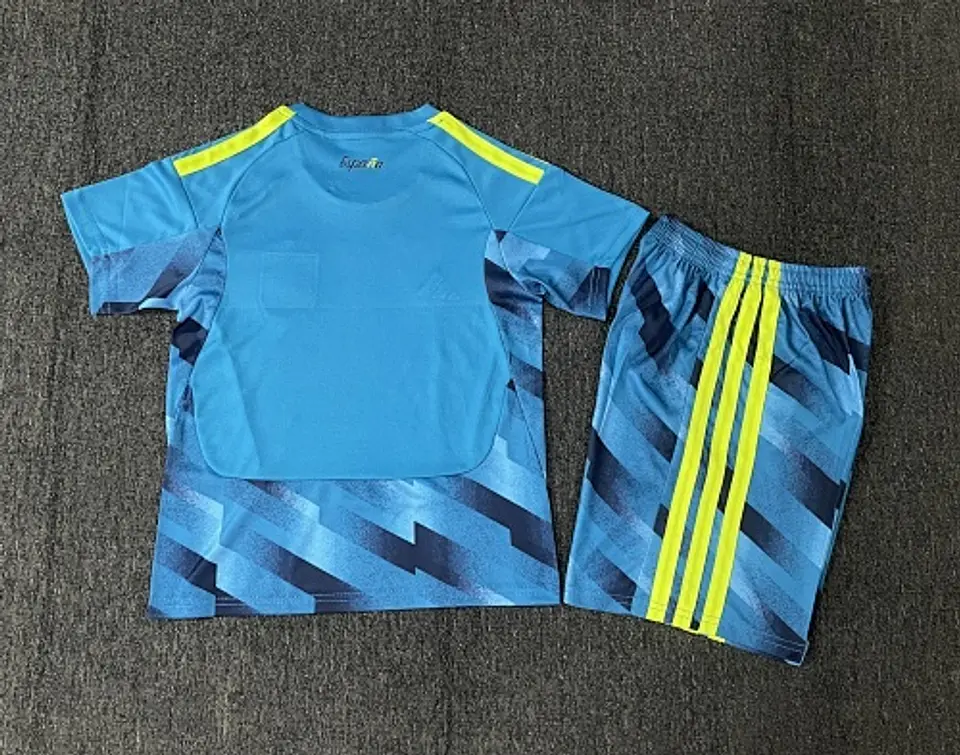 CAMISETAS NIÑOS 23