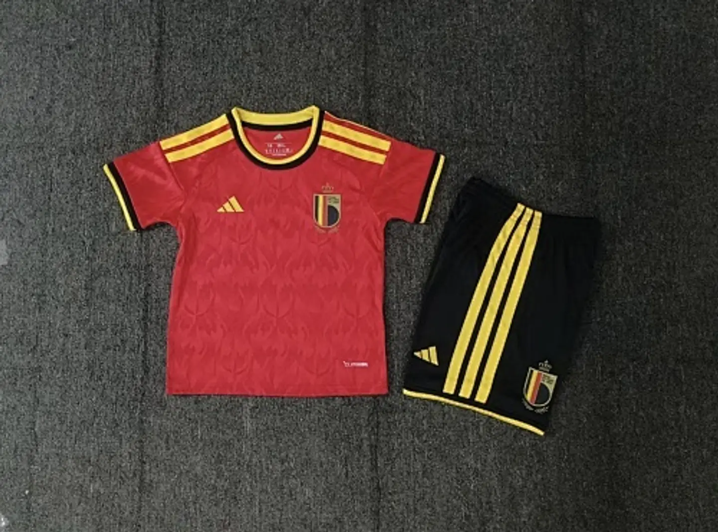 CAMISETAS NIÑOS 25