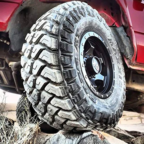 JUEGO DE 4 NEUMÁTICOS RAZR MT722 M/T 285/70R17 - MAXXIS 3
