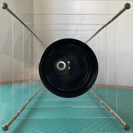 Diseño Clear Frame Con lente de Cámara 1