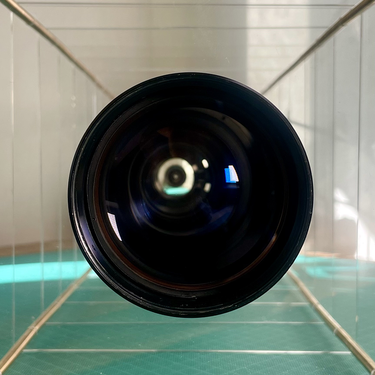 Diseño Clear Frame Con lente de Cámara 7