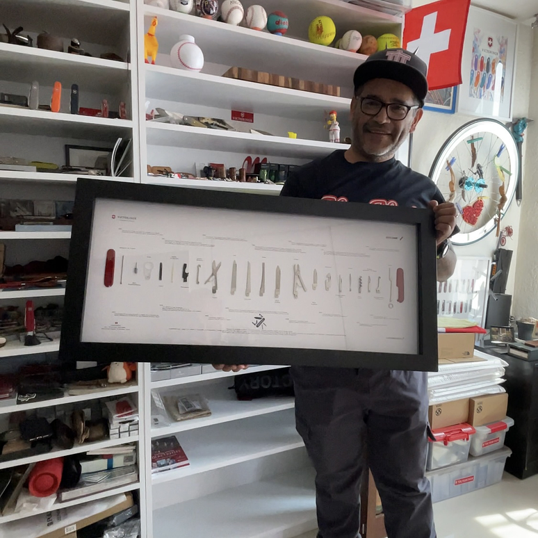 Gran Formato  Navaja Suiza Swiss Champ Victorinox 9