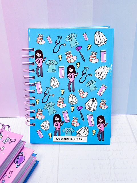 Libreta medicina mujer , tamaño grande 