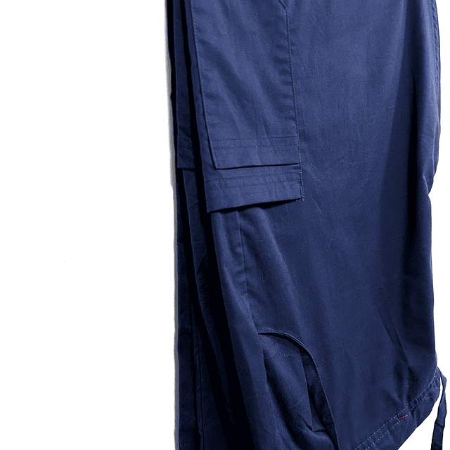 Pantalón semielasticado azul marino talla M Mujer. 