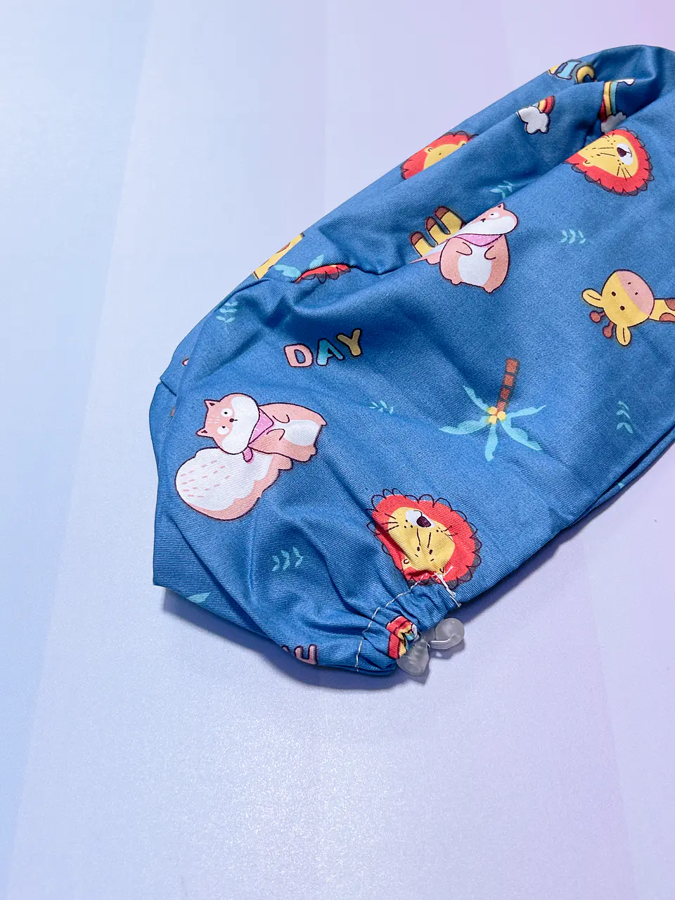 Gorro animalitos fondo celeste 2