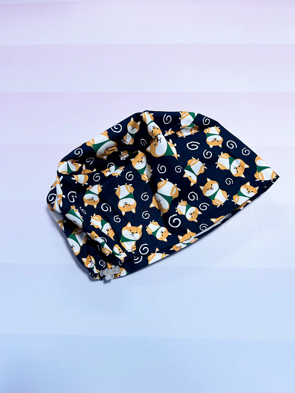 Gorro clínco dog fondo azul oscuro 1