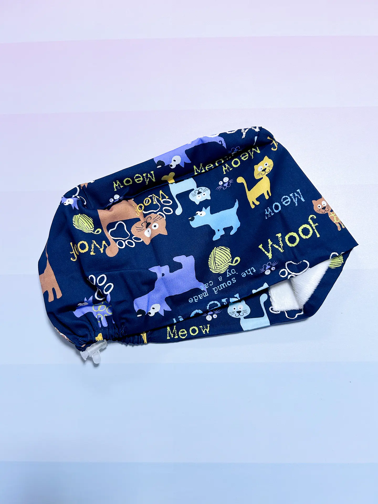 Gorro clínico cat dog fondo azul marino 1