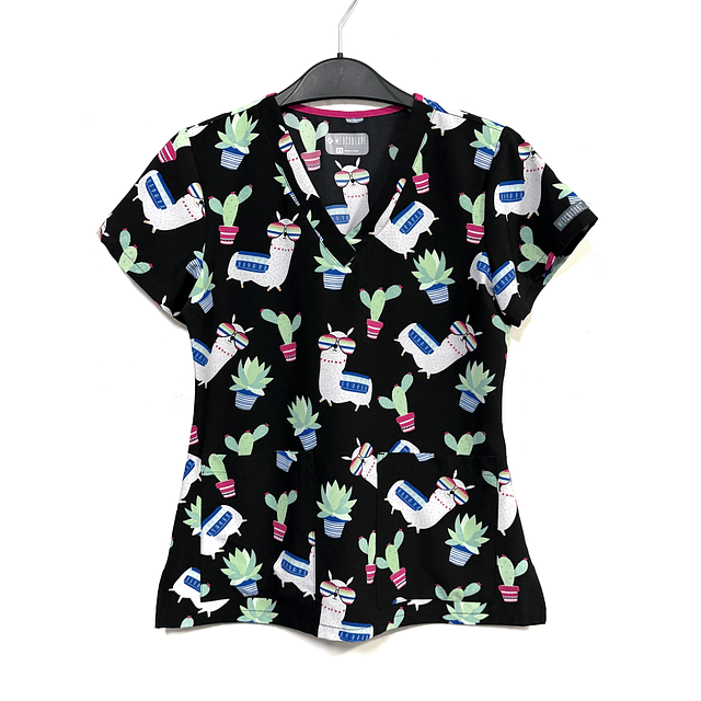 XS- Scrub elasticado fondo negro (llamas y cactus) 