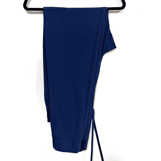 Talla L - Pantalon cherokee tipo joger, elasticado. 