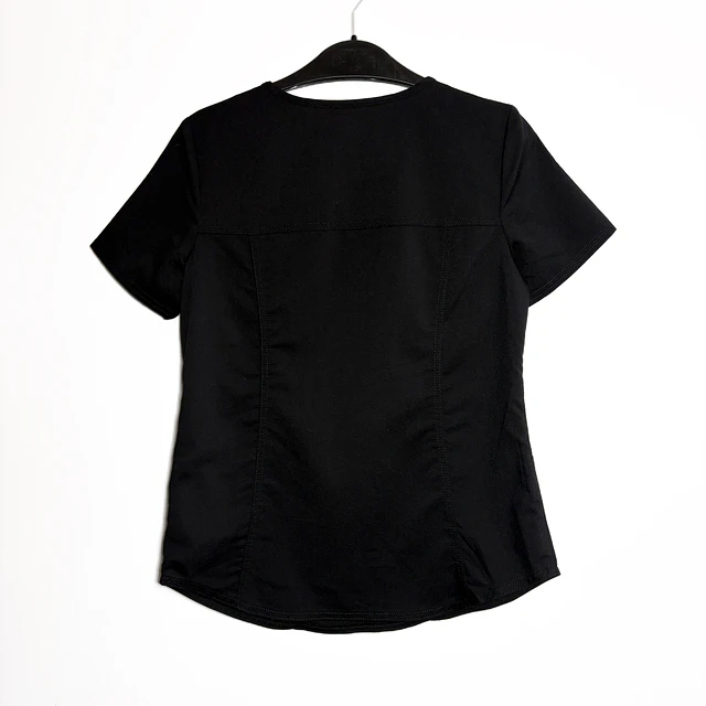 Talla XS Scrub mujer negro semielasticado $8.000