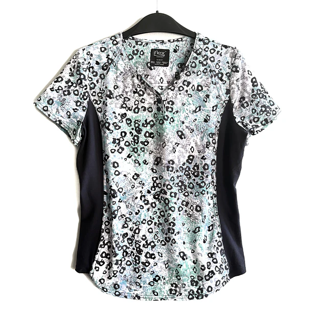Talla S Scrub mujer Cherokee Iflex animal print elasticado