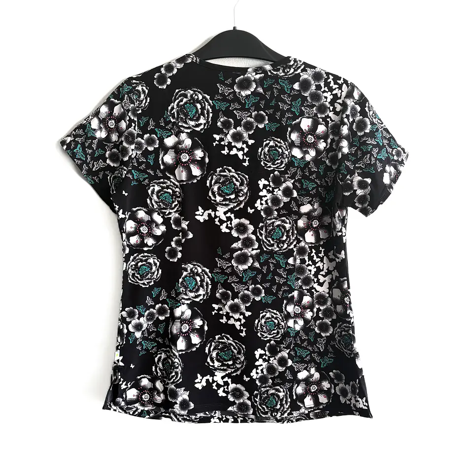 Talla S Scrub mujer elasticado flores $8000 2