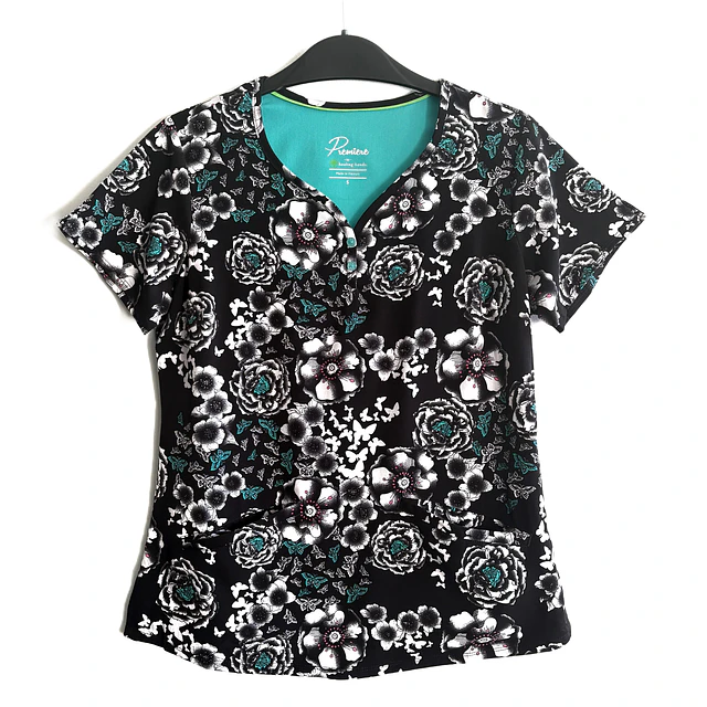 Talla S Scrub mujer elasticado flores $8000