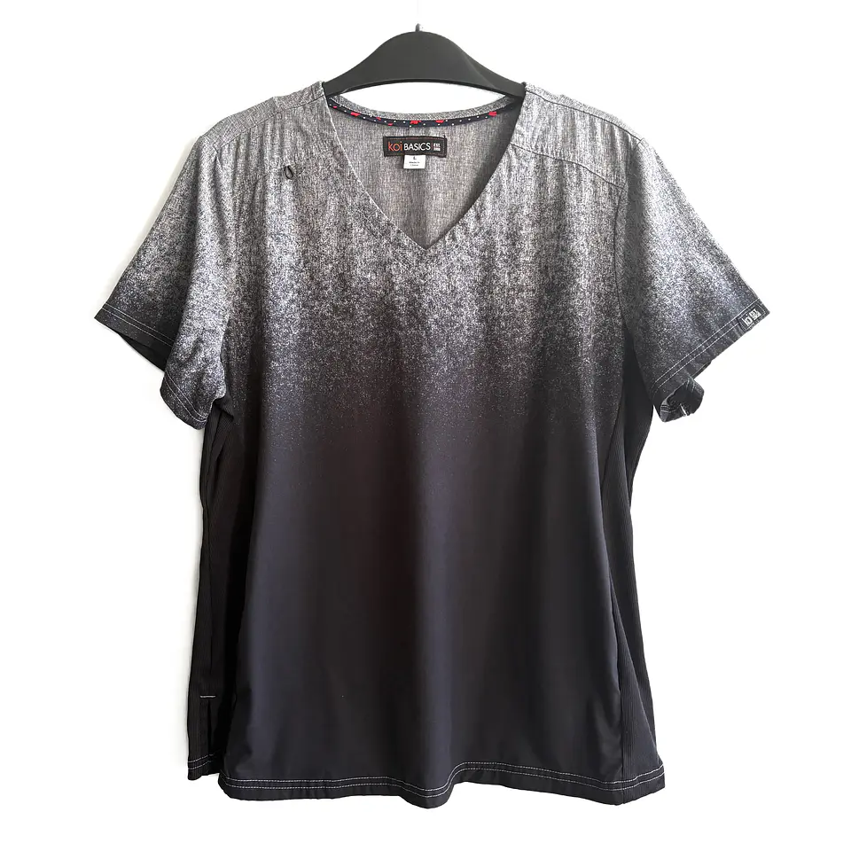 Talla L Scrub Koi mujer gris elasticado $8000 1