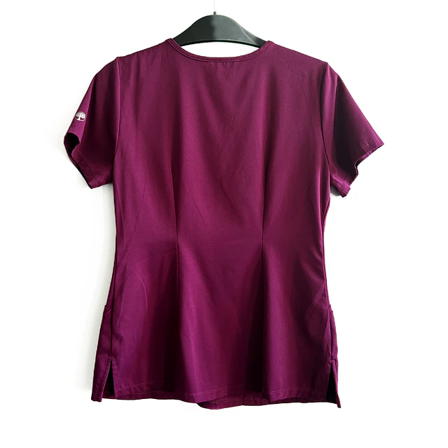 Talla S Scrub burdeo mujer elasticado $8000