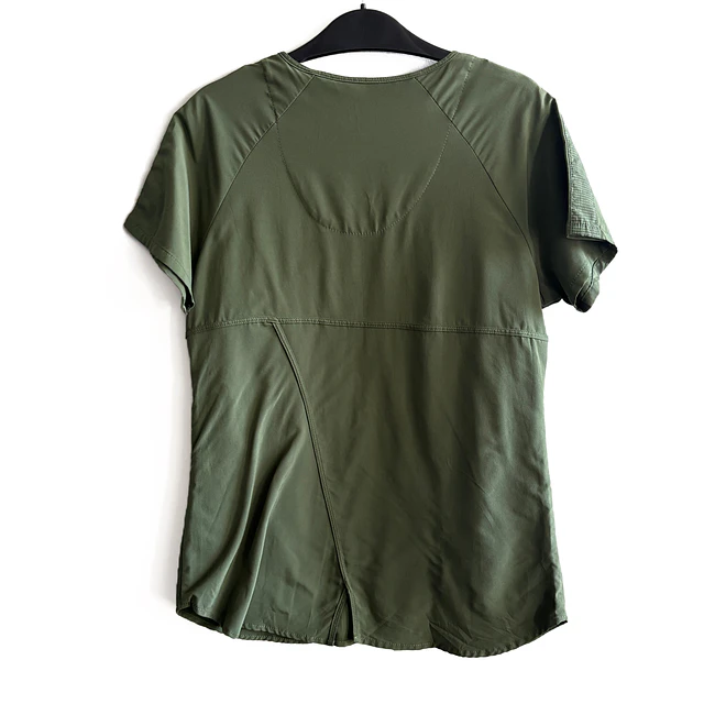 Talla M Scrub mujer verde musgo elasticado $8000