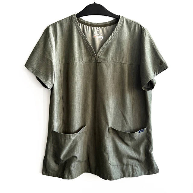 Talla XL Scrub mujer verde musgo elasticado $8000