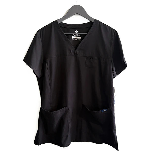 Talla L Scrub negro elasticado mujer NUEVO $10.000