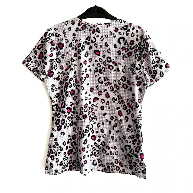 Talla M Scrub mujer animal print elasticado $8000