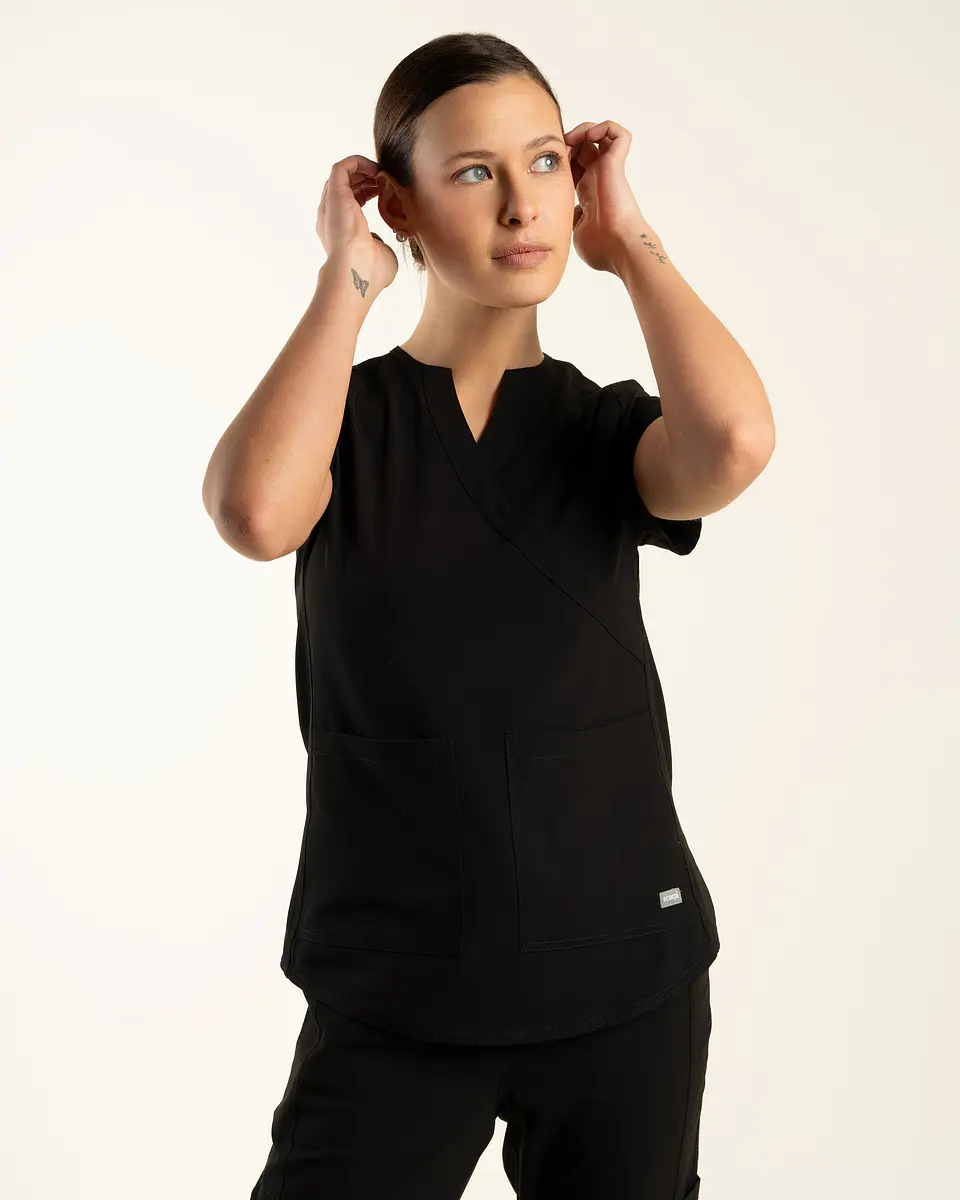 TOP MUJER COMFORT NEGRO 1