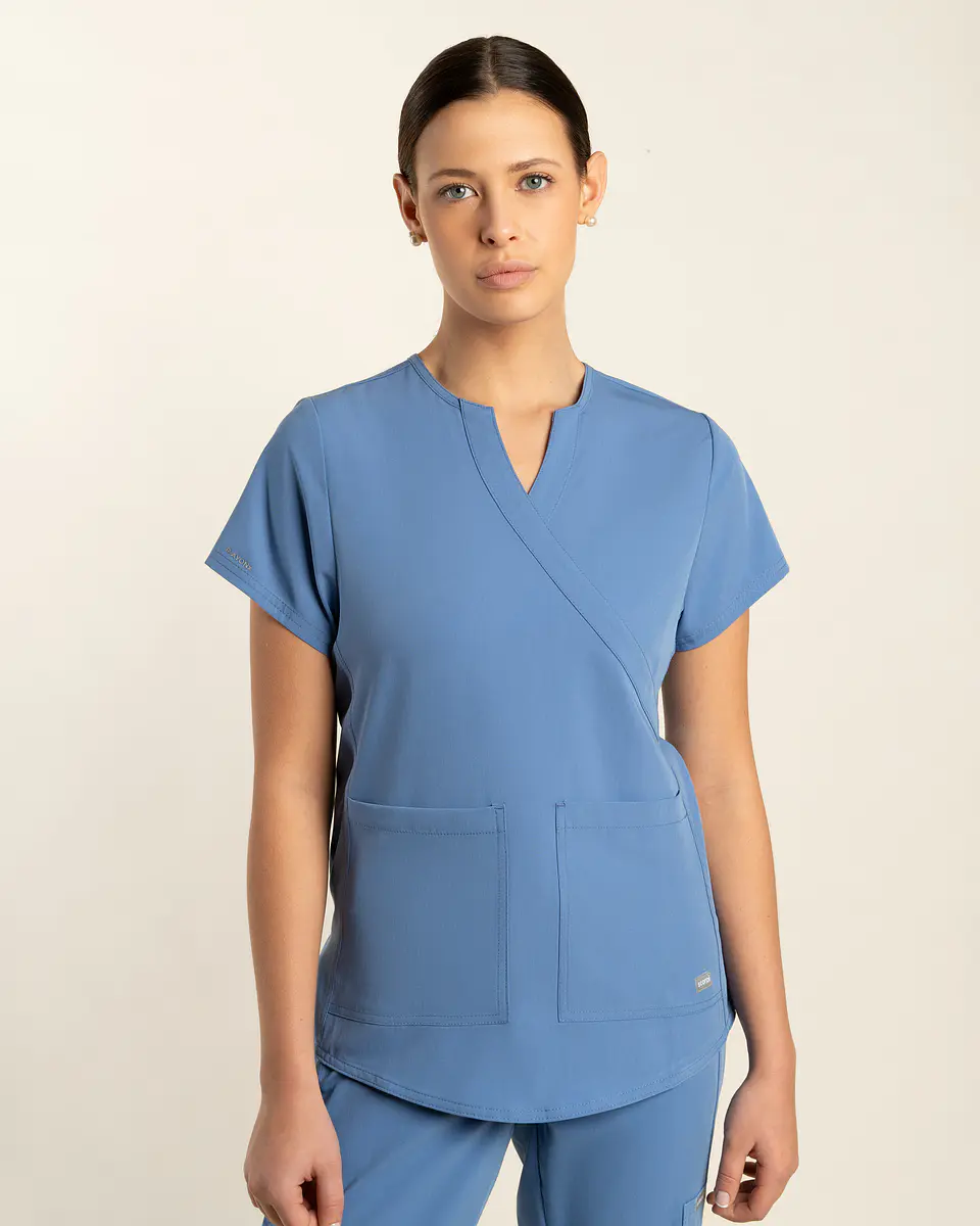 TOP MUJER COMFORT CELESTE 1