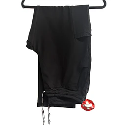 Talla XL Pantalon negro semileasticado NUEVO $10000