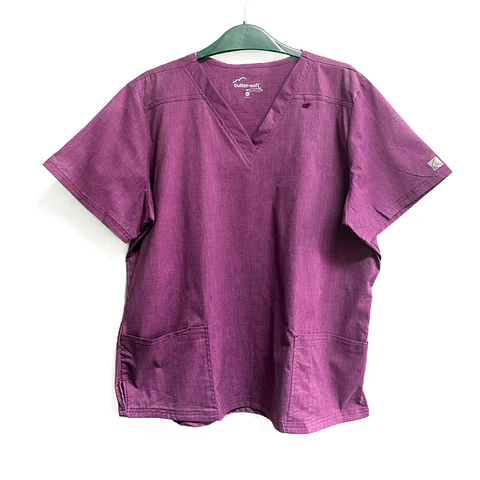 Talla XL Scrub mujer morado semielasticado $8000