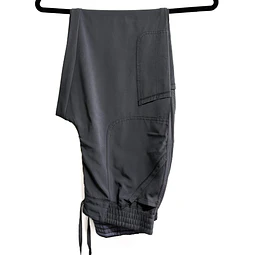 Talla M Pantalón gris con puños semielasticado $7000