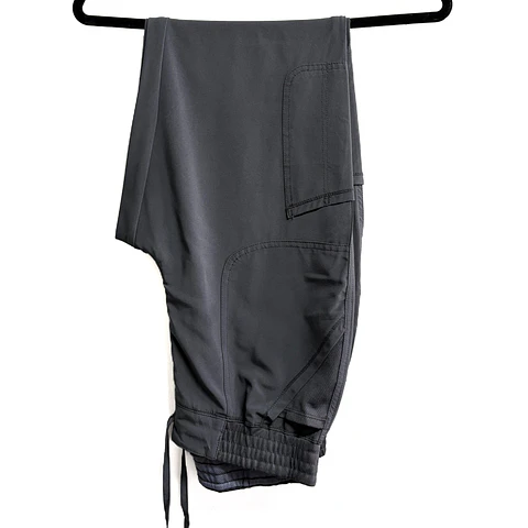Talla M Pantalón gris con puños semielasticado $7000