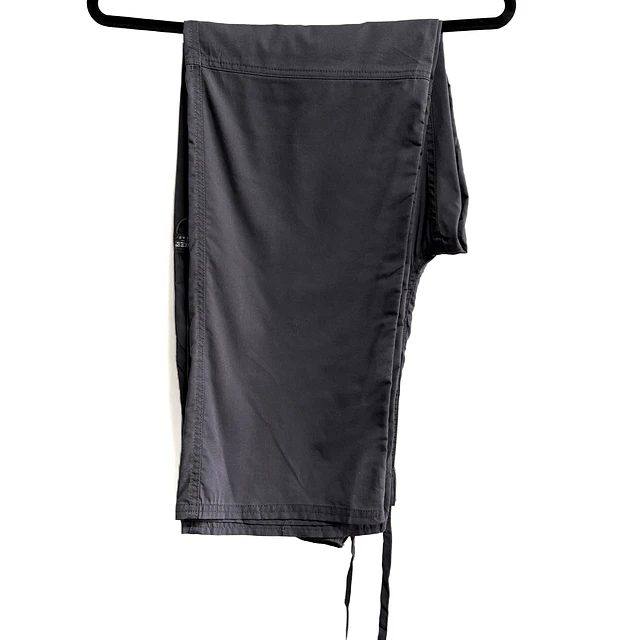 Talla M Pantalón gris semielasticado $7000