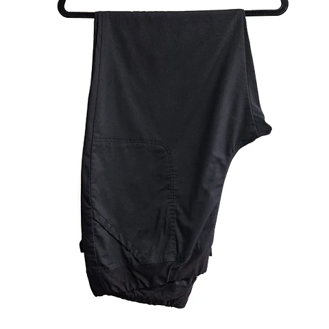 Talla XLPantalón negro semielasticado $7000