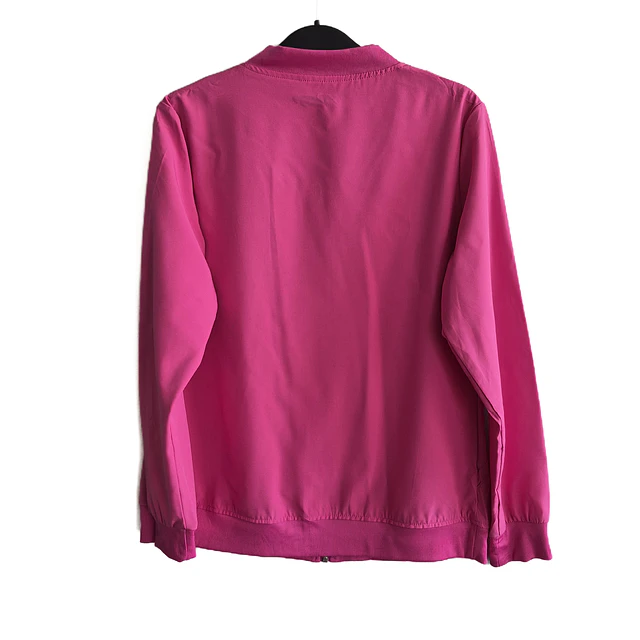 Talla L Scrub mujer manga larga fucsia antifluido $8000