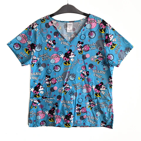Talla M Scrub mujer Minnie semielasticado $9000