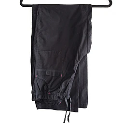 Talla S Pantalón negro mujer $8000