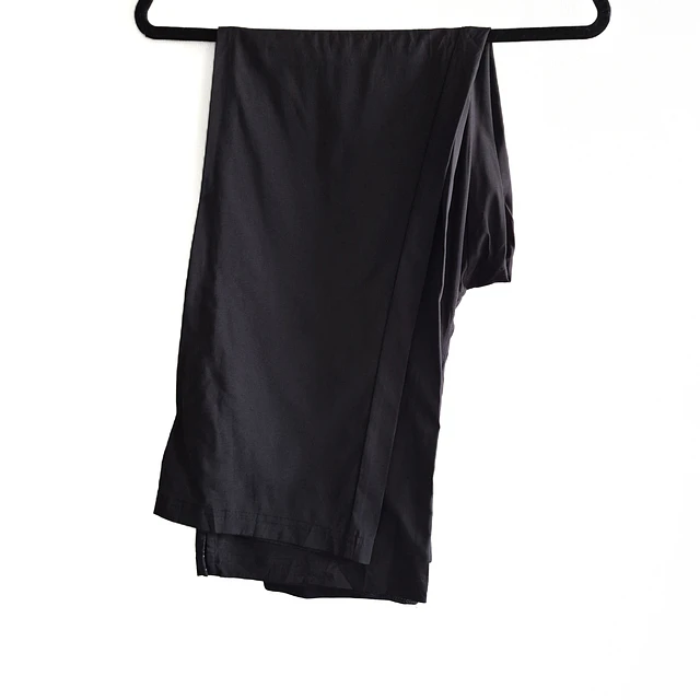 Talla L Pantalón mujer negro elasticado $8000