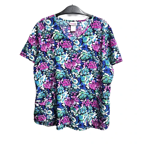 Talla XL Scrub mujer floreado elasticado $8000