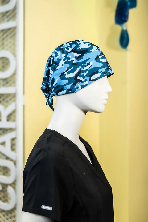 Gorro clínico diseño militar 