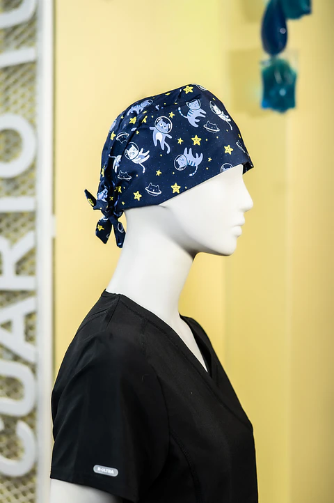 Gorro clínico gatos astronautas