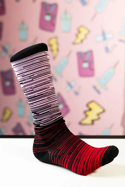 Medias compresivas diseño líneas