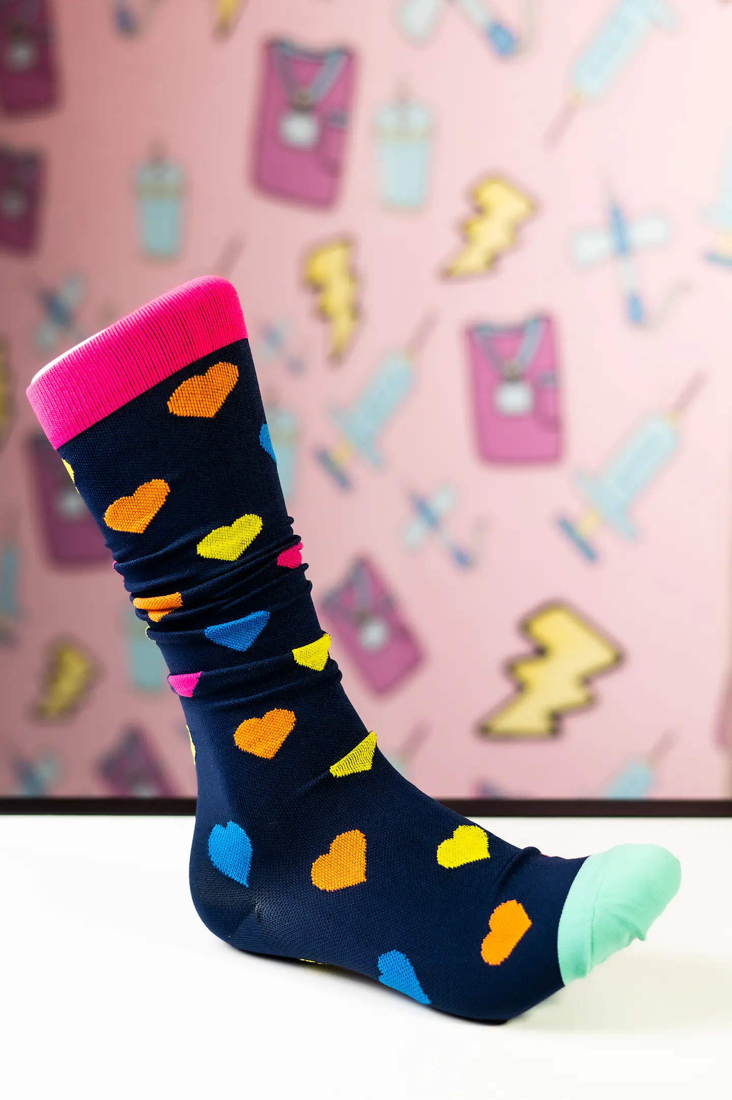 Medias compresivas diseño corazones 1