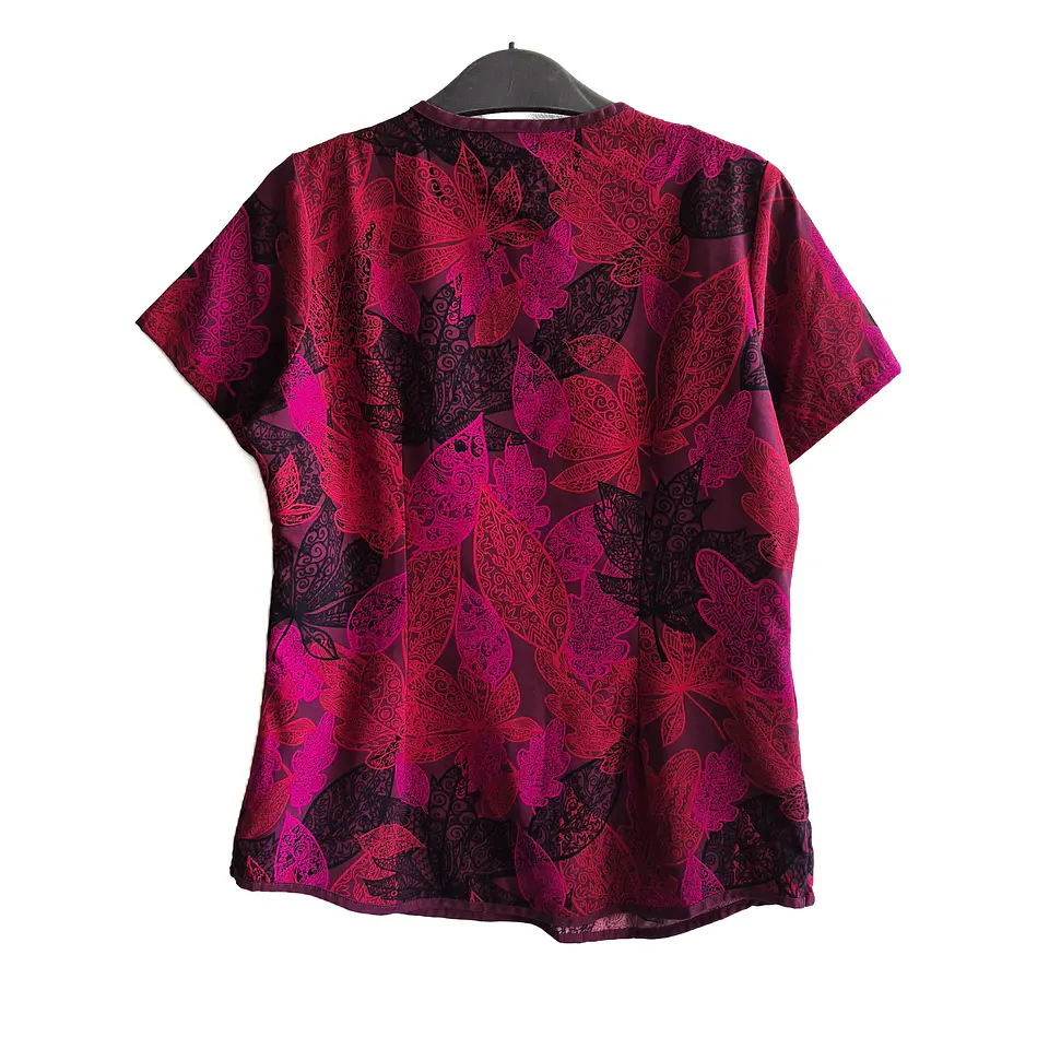 Talla S Scrub mujer buttersoft diseños rojos $8000 2