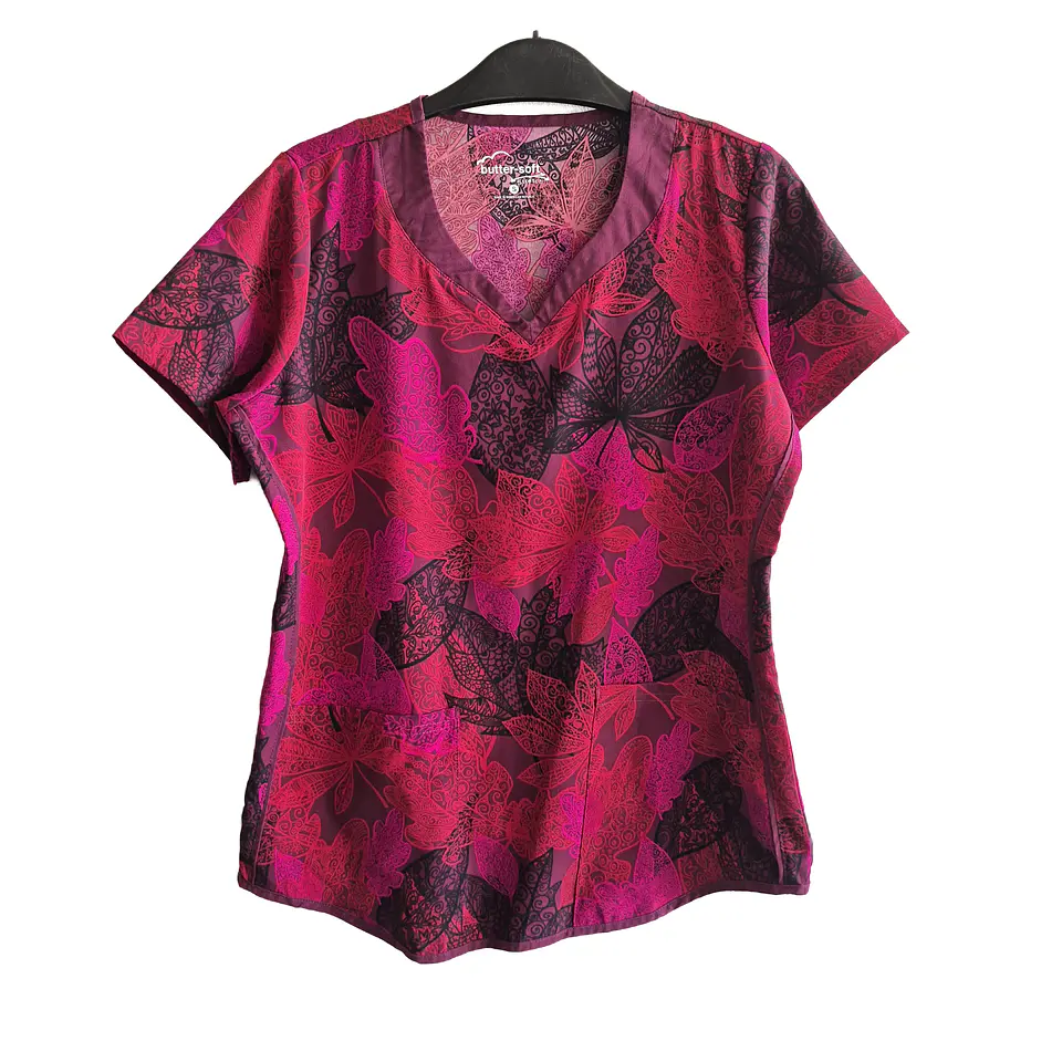 Talla S Scrub mujer buttersoft diseños rojos $8000 1