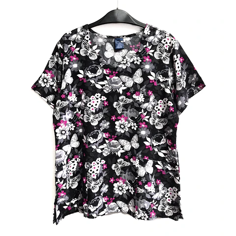Talla L Scrub mujer semielasticado flores y mariposas $8000