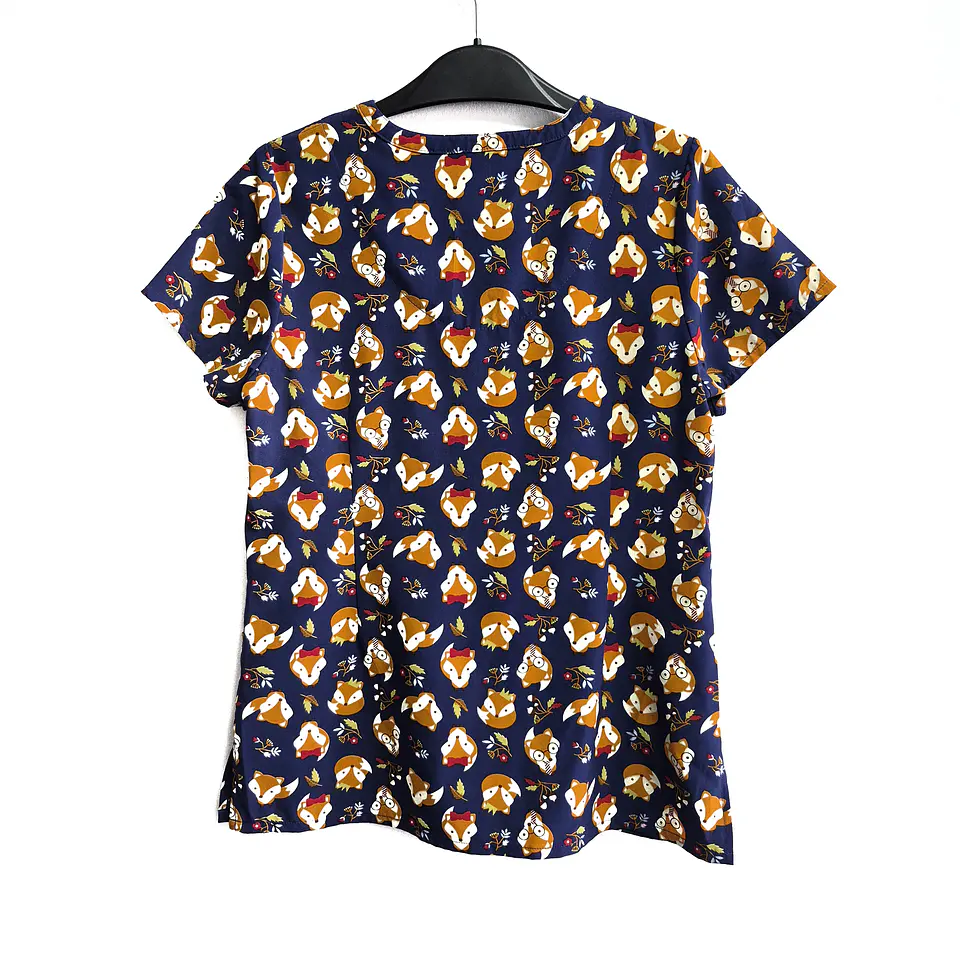Talla S Scrub mujer fondo azul marino diseño zorritos $8000 2