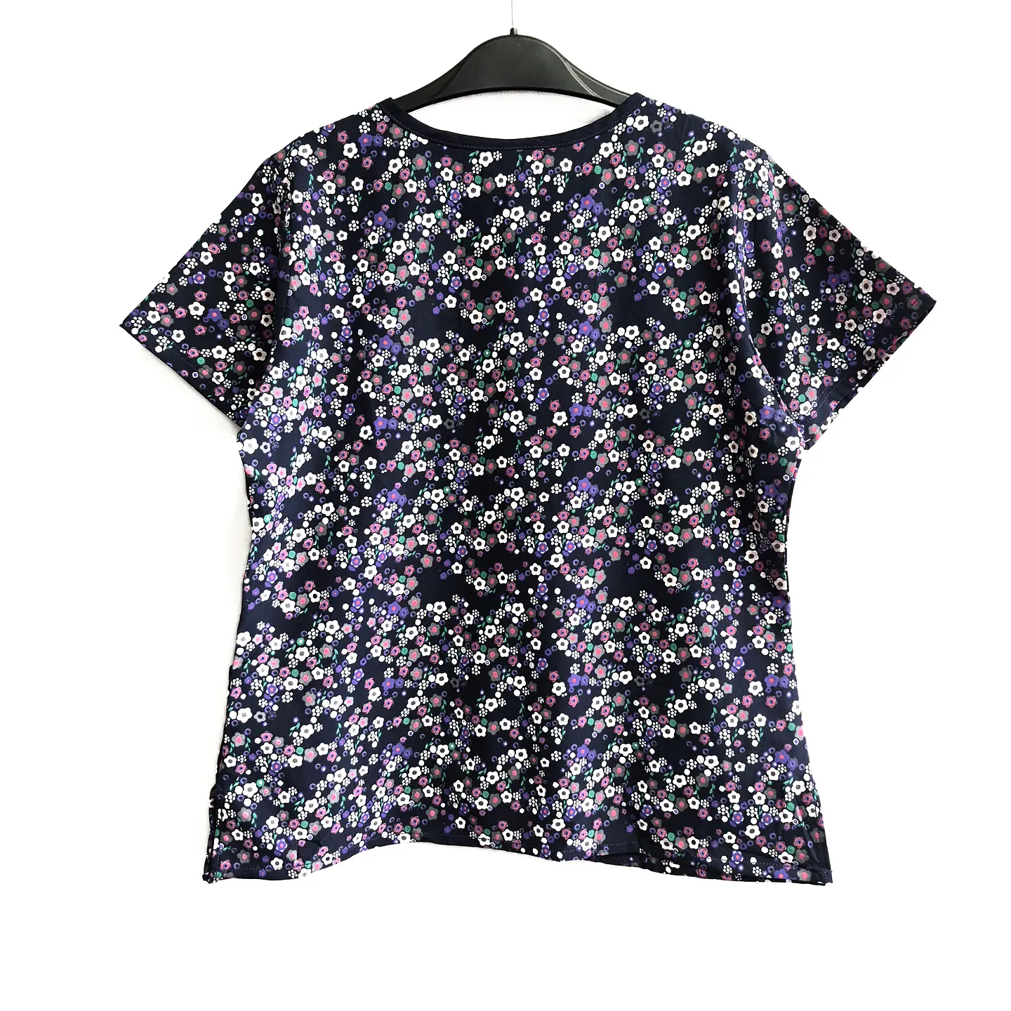 Talla L Scrub mujer flores Wonderwink elasticado $8000 2